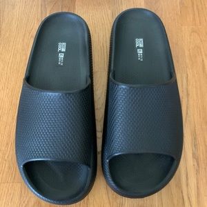 Pillow Sandals 32 Degrees cool